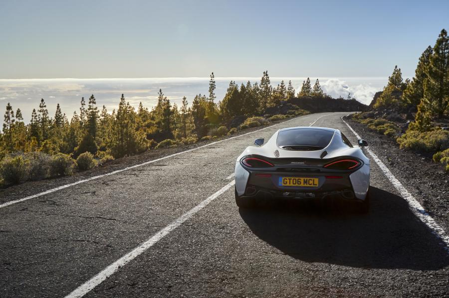  McLaren 570GT 2016 года  (UK) (фото 88 из 125)